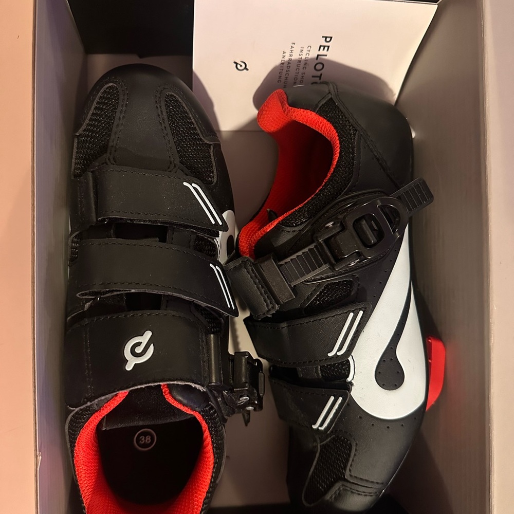 NEW Peloton Cycling Shoes